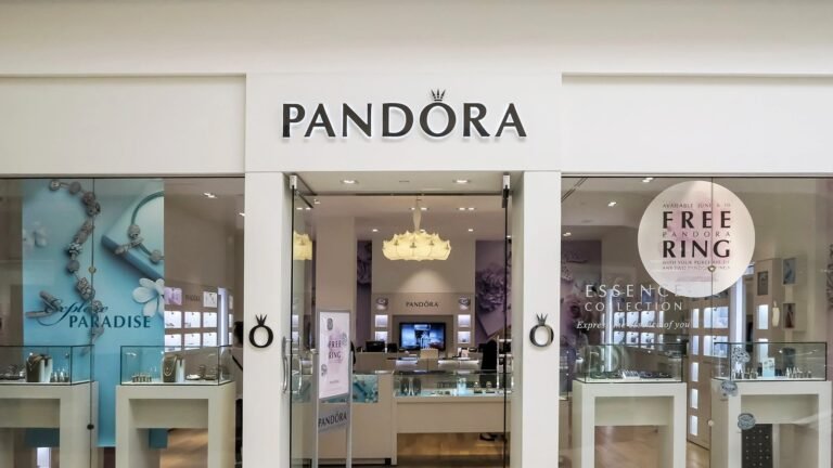 Pandora Confirms Data Breach Amid Salesforce Theft Attacks